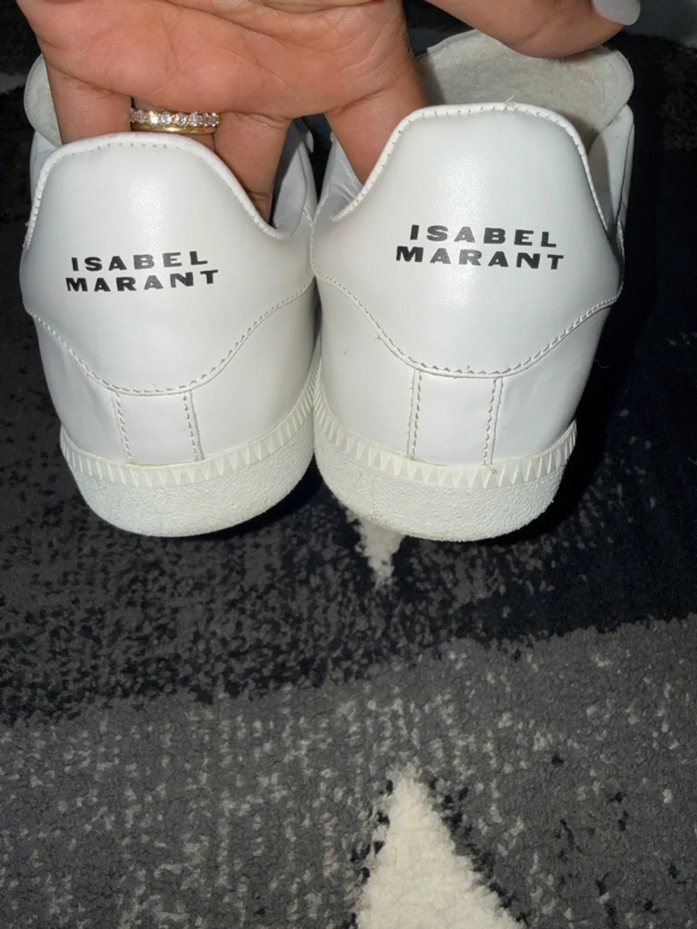 Isabel Marant Beth Low Top Sneaker - Picture 10 of 16